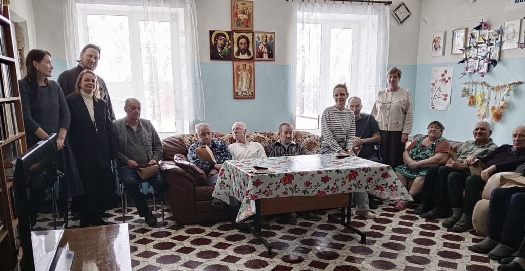 Встреча в Доме Милосердия (Костромская область)
