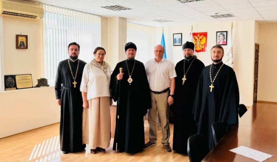 Будущее начинается сегодня: вопросы духовно-нравственного воспитания студентов обсудили в Ульяновске