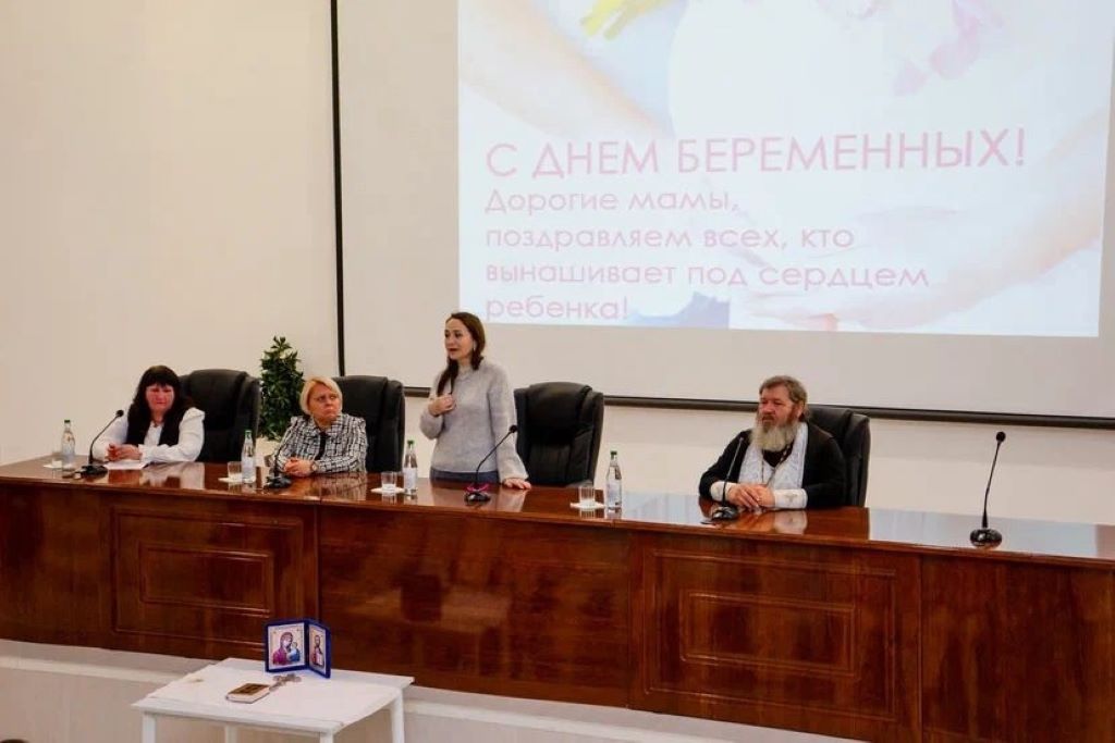 День, посвящённый будущему: Встречи с будущими мамами и студентами (Республика Мордовия)