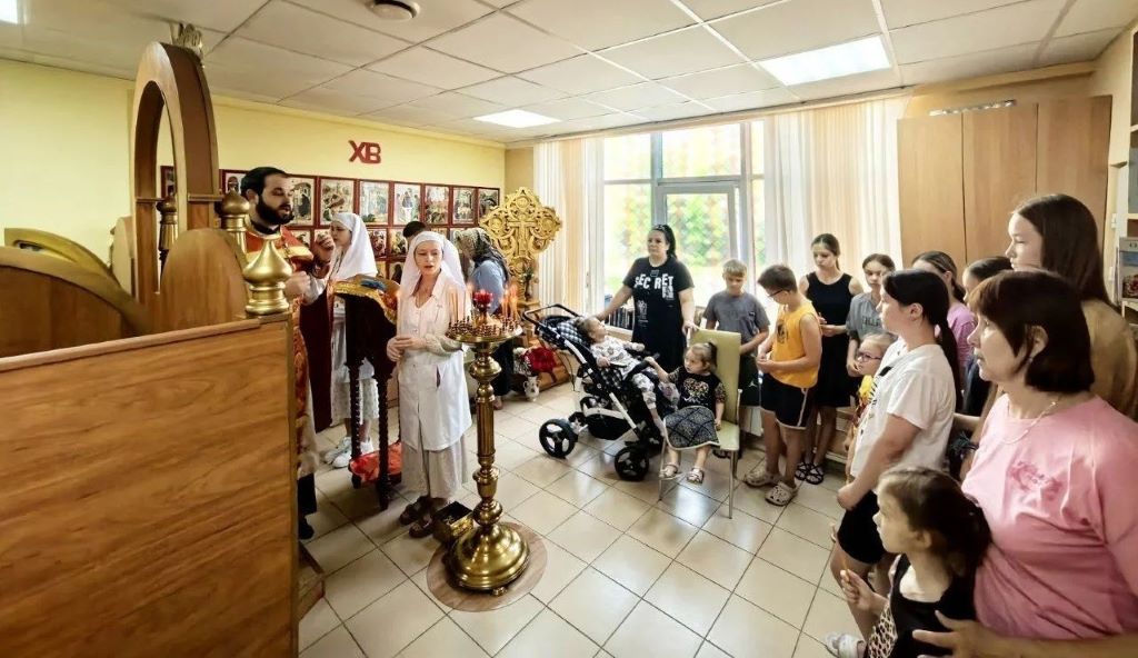 Белгородские «Юницы» поддерживают маленьких пациентов и защитников Отечества