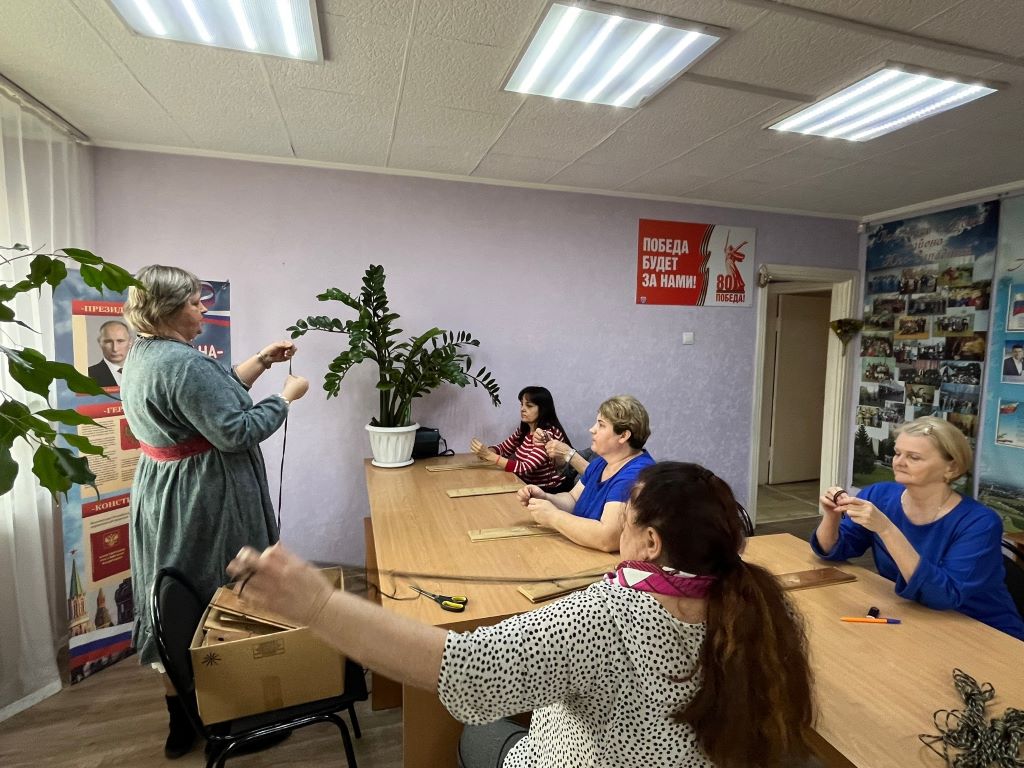 От Хакасии — СВОим: Как одна идея превратилась в десятки спасательных браслетов