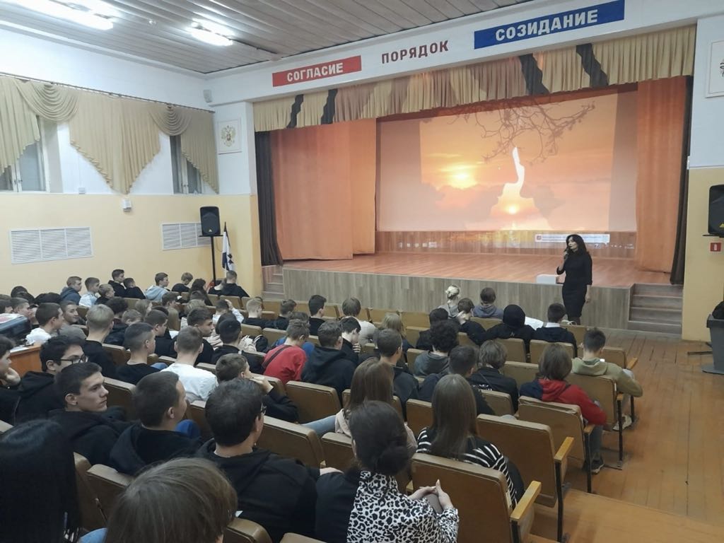 Твоё здоровье, твоя семья, твоё будущее: в Мордовии обсудили важные вопросы для молодёжи