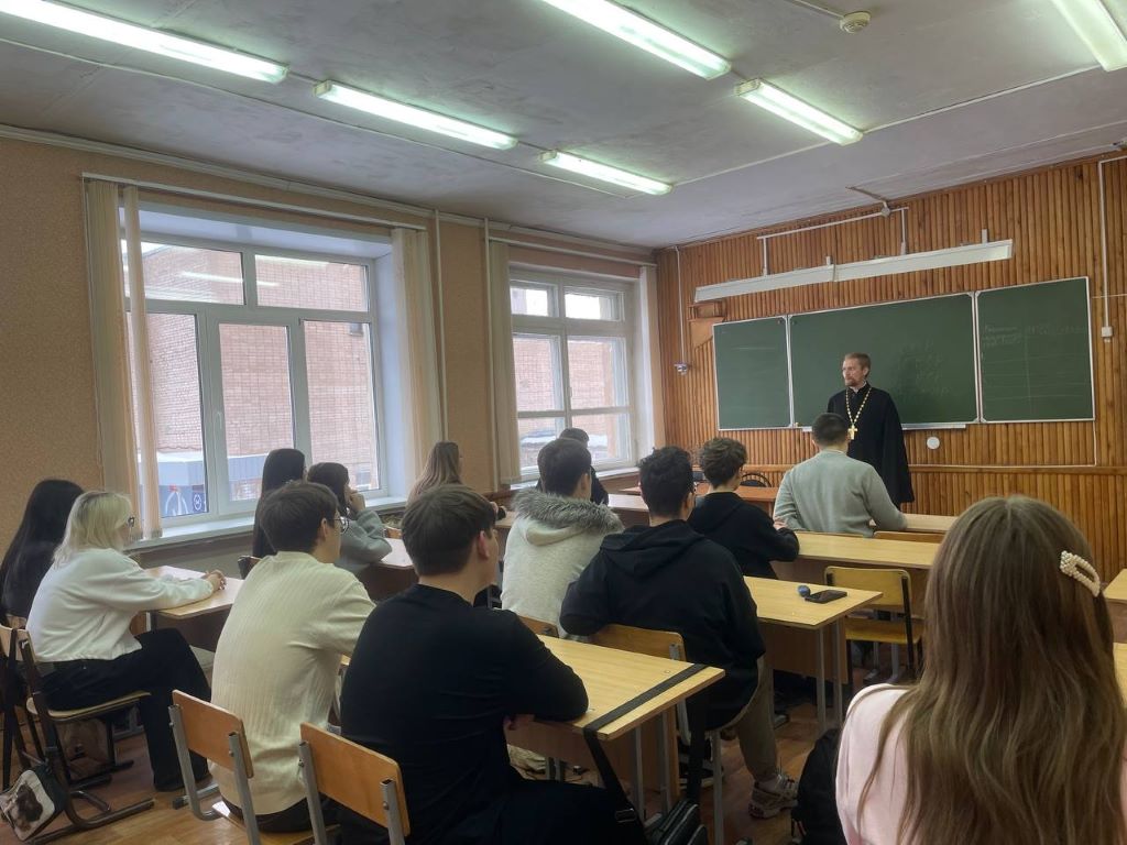 Встреча со студентами Оренбурга: О семье и ответственности друг перед другом