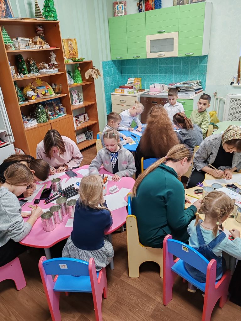 Свет веры в каждом подарке: Югра — участникам СВО и детям Донбасса