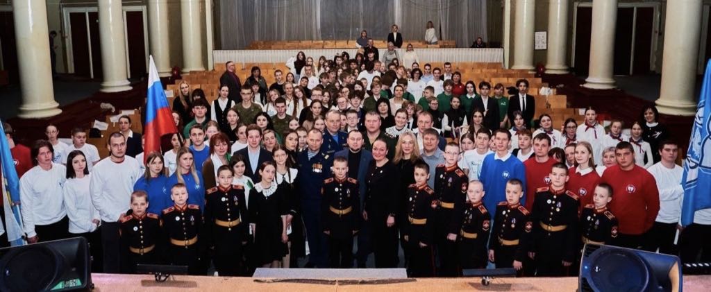 В Перми состоялся молодёжный патриотический слёт волонтёров проекта «Подари свой час для Победы»