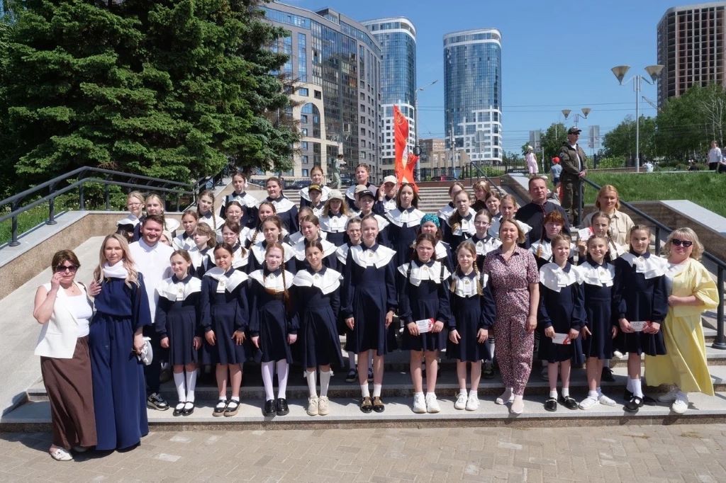 В Удмуртии классы традиционного воспитания девушек приняли участие в праздновании Дня славянской письменности и культуры